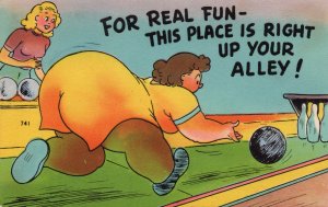 11139 Risque Comic Bowling Postcard