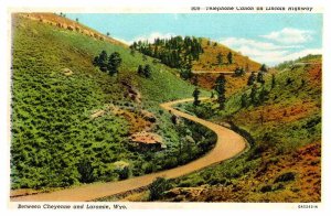 Postcard HIGHWAY SCENE Between Cheyenne & Laramie Wyoming WY AQ7196