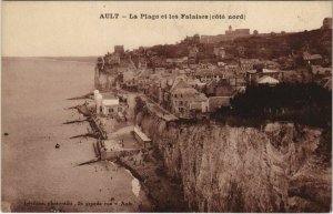 CPA AULT - La Plage et les Falaises (121282)