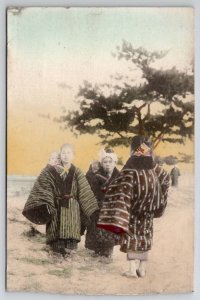 Japan Japanese Children Carrying Babies Traditional Kimonos Tinted Postcard AA2