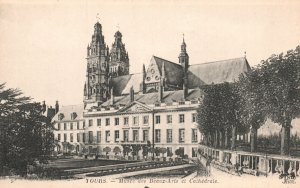 Vintage Postcard 1910's Museum of Fine Arts and Cathedral Tours France