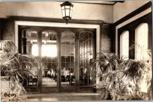 Dining Room, Sanatorium Christian Science Chestnut Hill MA Vintage Postcard F39