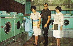 Chicago IL Norge Sales and New Uniforms Postcard