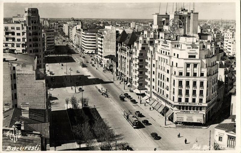 romania, BUCHAREST BUCURESTI, Street Scene, Tram (1939) RPPC Postcard