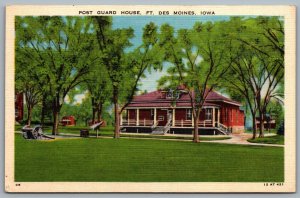 Postcard Des Moines IA c1940s Post Guard House Fort Des Moines US Army