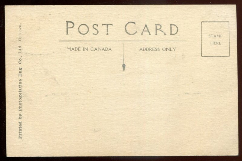 h1829 - LAKE COUCHICHING Ontario Postcard 1930s Gymnasium