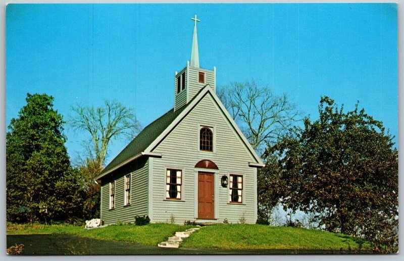 Vtg Wiscasset Maine ME Encircling Arms Chapel Christian Church View Postcard