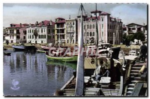 Modern Postcard Saint Jean de Luz (B P) Port before the House of the Infanta ...