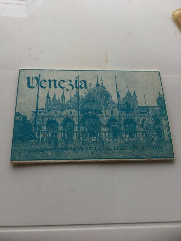 Vintage Souvenir Postcard Set of 8 Assorted cards Venice, Venezia Italy
