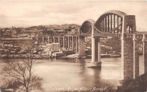 BR61569 saltash royal albert bridge uk