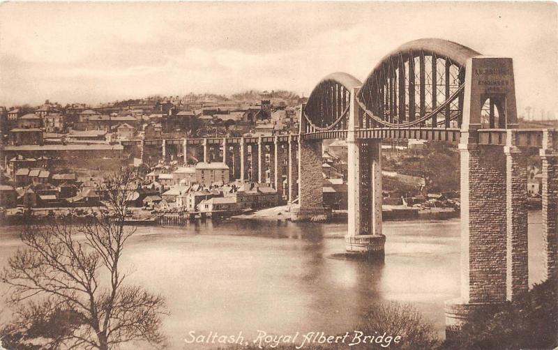 BR61569 saltash royal albert bridge uk