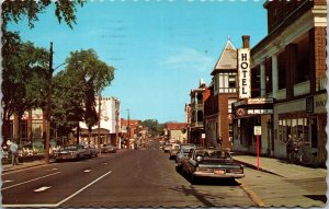 Vtg Drummondville Quebec Canada La rue Heriot Old Cars Street View Postcard