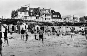 BR38471 Merlimont plage jeux de plage Voley volley-ball france