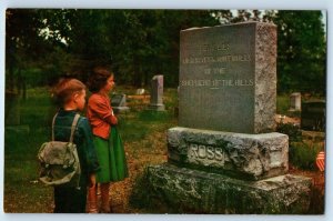 c1960 Branson Missouri Vintage Postcard Old Matt Aunt Mollie's Monument Memorial