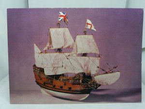 Vintage Postcard Model of The Mayflower Pilgrim Fathers Merchant Ship 1620