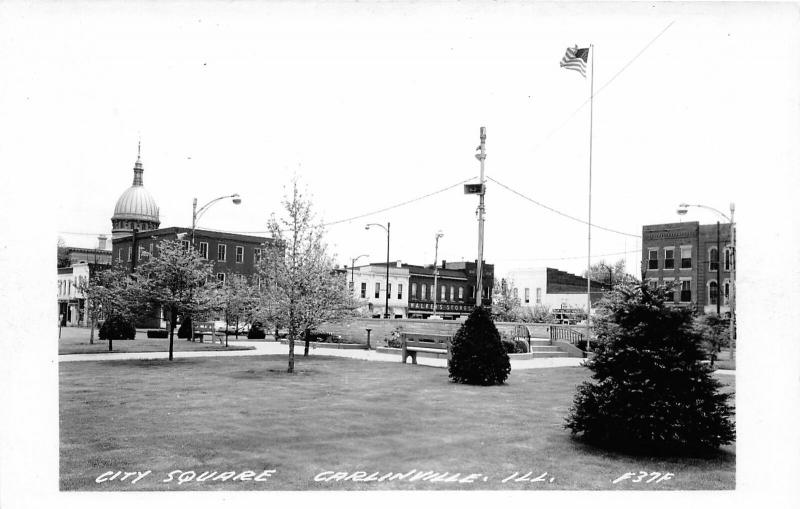 F22/ Carlinville Illinois RPPC Postcard c1950s City Square Stores