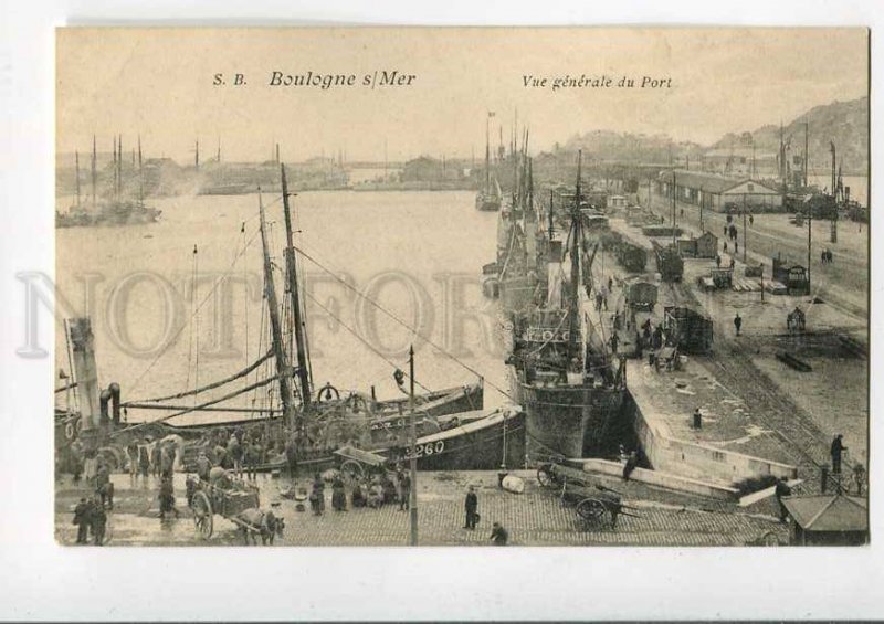 3081417 FRANCE Boulogne s/Mer Vue generale du port Vintage PC