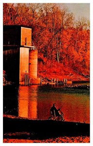 Postcard PEOPLE SCENE Between Chillicothe & Carrolton Missouri MO AT8275