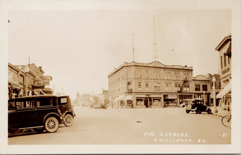 Chilliwack BC Five Corners Cut Rate Drugs Store Fraser Valley #31 Postcard G97