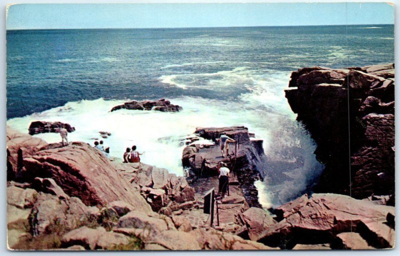 Thunder Hole, Acadia National Park, Mt. Desert Island, Near Bar Harbor, Maine