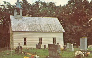 CADES COVE, Tennessee TN  METHODIST CHURCH & CEMETARY Headstones~Graves Postcard