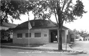 1958 DODGEVILLE WISCONSIN RPPC New Post Office RPPC postcard 9461