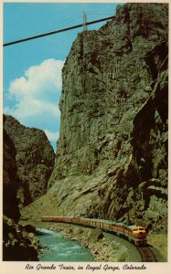 US    PC3439  RIO GRANDS TRAIN IN ROYAL GORGE, CO