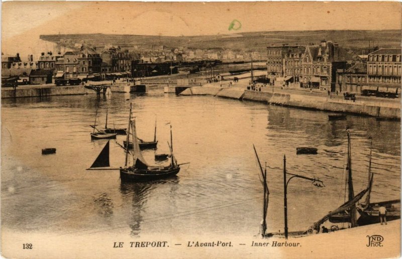 CPA Le TRÉPORT-L'Avant Port (348246)