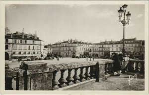 CPA auch place de l'hotel de ville-views of Allees of etigny (1169360)
							
							