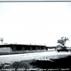 c1950s Elk Point, SD RPPC Regal Manor Rest Home Motel Real Photo PC Vtg A113