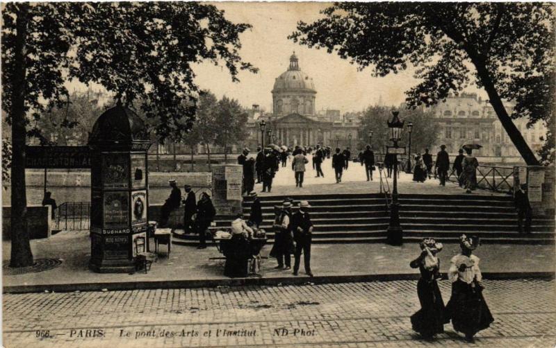 CPA PARIS 6e Le pont des Arts. L'Institut (535519)