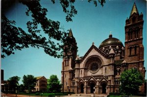 The New Cathedral of St. Louis MO Postcard PC560