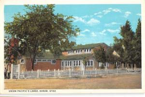 Kanab Utah Union Pacifics Lodge Street View Antique Postcard K97938