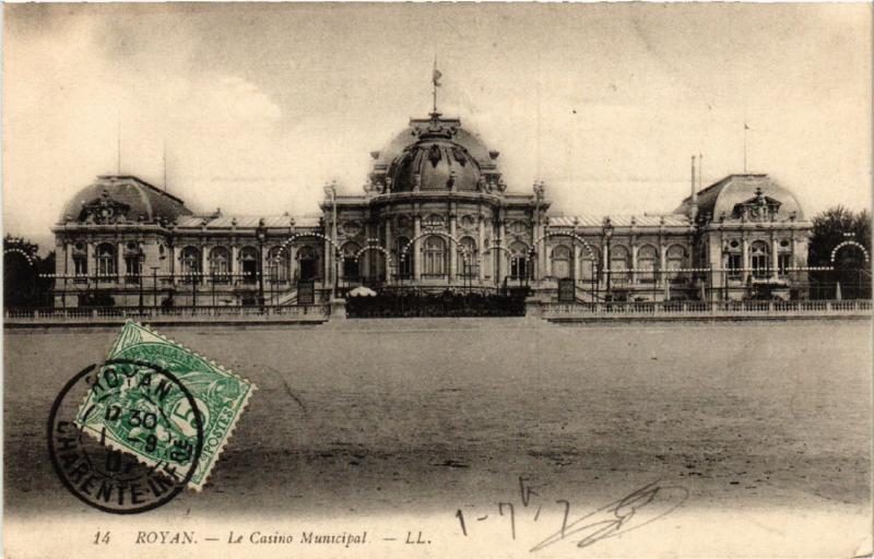 CPA ROYAN - Le Casino Municipal (481216)