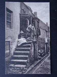 Cornwall ST. IVES Fishermen's Quarters IN THE DIGEY Old Postcard by Valentine