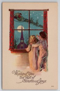 Christmas Children Watch Santa's Sleigh Through Window Postcard P25