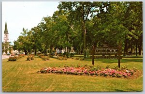 Vtg Streator Illinois IL City Park Flower Garden 1950s View Old Postcard