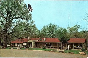 Chrome BUILDING SCENE Cherokee Village Arkansas AR AH8039