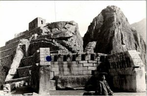 Templo de Machupijchu Cuzco Peru RPPC Postcard unposted