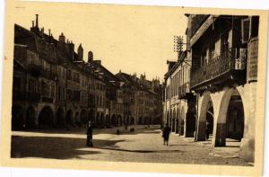 CPA LONS-le-SAUNIER - Les Arcades (212108)