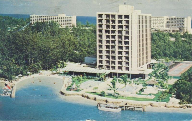 Flagler Inn Resort Paradise Island Nassau Bahamas c1979 Vintage Postcard D28