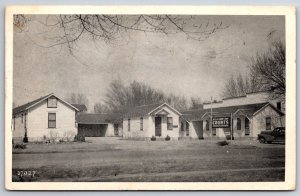 Henryetta Oklahoma~Ellis Down Town Courts~Motor Motel on Main Street~1948 B&W PC