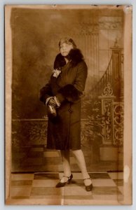 RPPC Art Deco Fashionable Woman  Roaring 20s Hat Studio Photo  Postcard G27