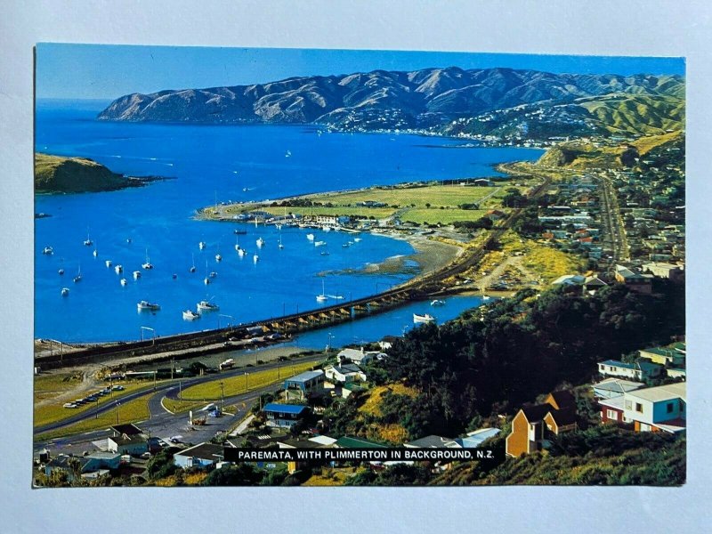 UNUSED PICTURE POSTCARD - PAREMATA WITH PLIMMERTON NEW ZEALAND (KK1160)