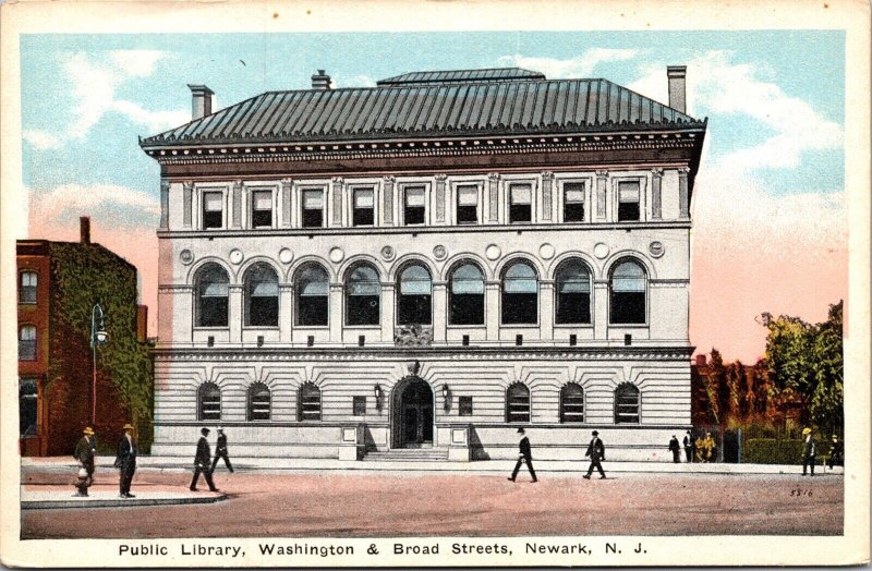 Postcard Public Library, Washington & Broad Streets in Newark, New Jersey
