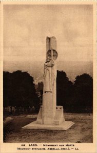 CPA LAON Monument aux Morts (665700)