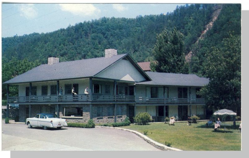 Gatlinburg, Tennessee/TN Postcard, Whaley Motel, 1950's?