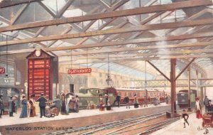 WATERLOO STATION L & S.W.R. TRAIN DEPOT ENGLAND UK TUCK POSTCARD (c. 1910)