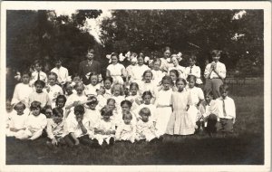 Marne Iowa Group of Children White Dresses Hair Bows Kranbeck Postcard V12