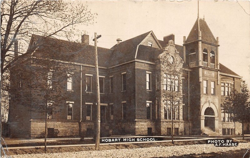 J64/ Hobart Indiana RPPC Postcard c1910 Hobart High School Building  19